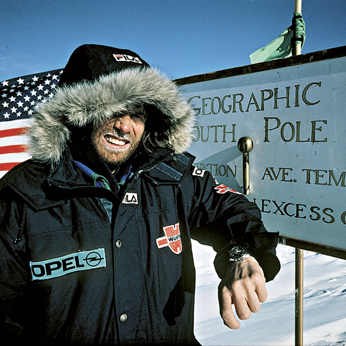 莱因霍尔德·梅斯纳尔（Reinhold Messner）佩戴欧米茄腕表穿越南极