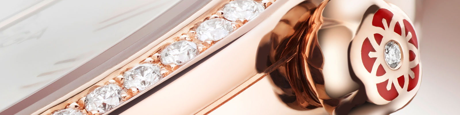 名典腕表 - 背景