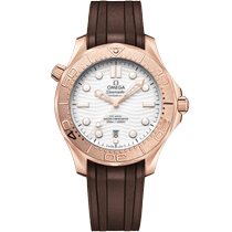 海马系列 300米潜<span class="nowrap">水表</span> 42毫米, Sedna™ 18k金表壳 搭配 橡胶表带 - 21052422004001