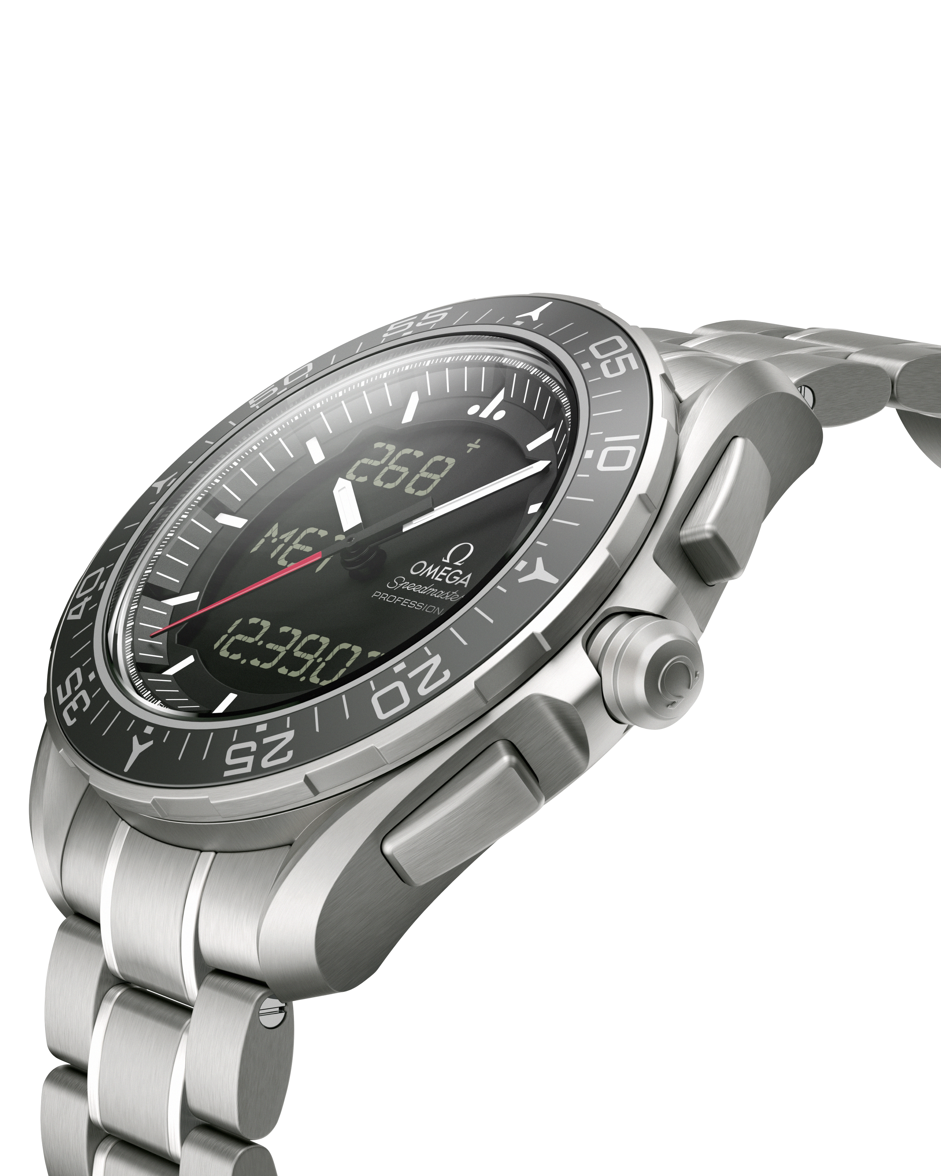 超霸系列 “天行者” X-33腕表 45毫米, 钛金属表壳 搭配 钛金属表链 - 318.90.45.79.01.001 - 影像 3