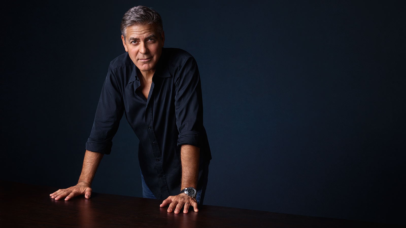 乔治⁠·克鲁尼与超⁠霸⁠系⁠列腕表⁠!